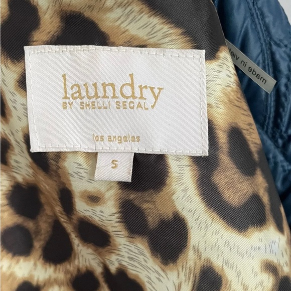 Laundry by Shelli Segal , Sapphire Blue, Quilted, Puffer Jacket: Size Small - Picture 9 of 10